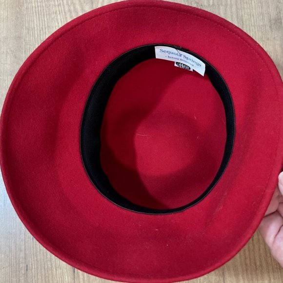 Sequoia Springs Wool Felt Cloche Race Day Hat Red Braided Womens One Size NEW - Picture 4 of 6